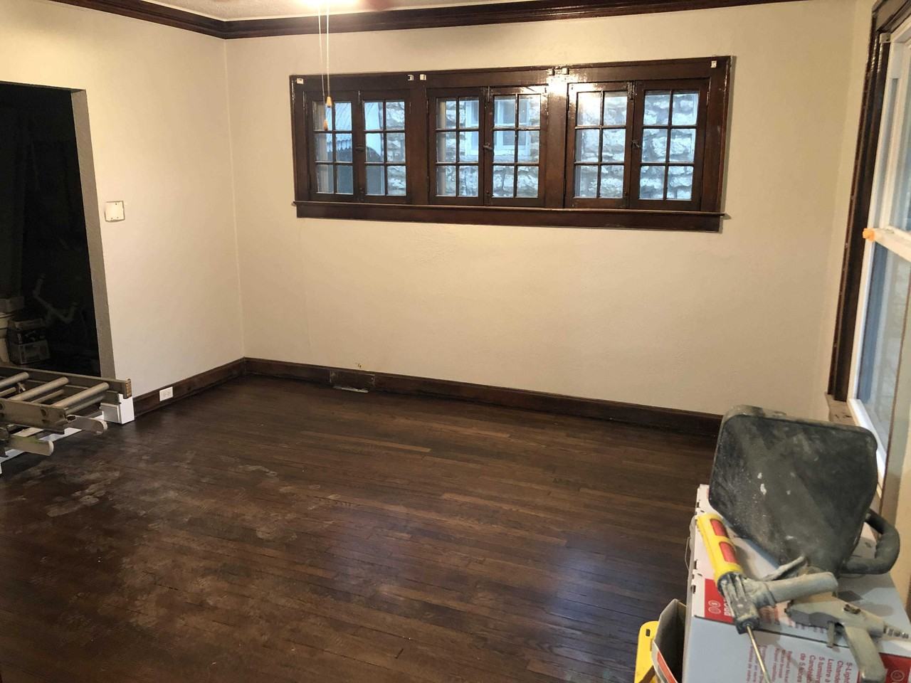 2953 Victor St - Photo 3 of 10