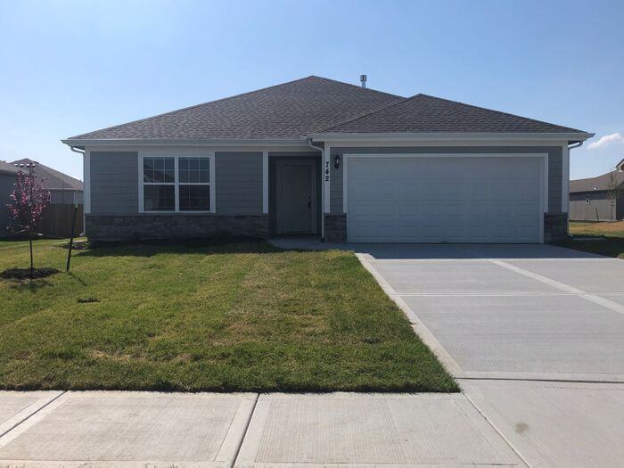 742 South Magnolia Street