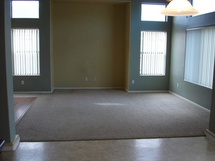 11030 West Rio Vista Lane - Photo 3 of 13