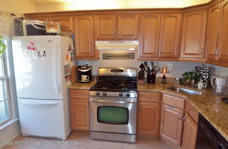 54 Beaumont Court - Photo 2 of 14