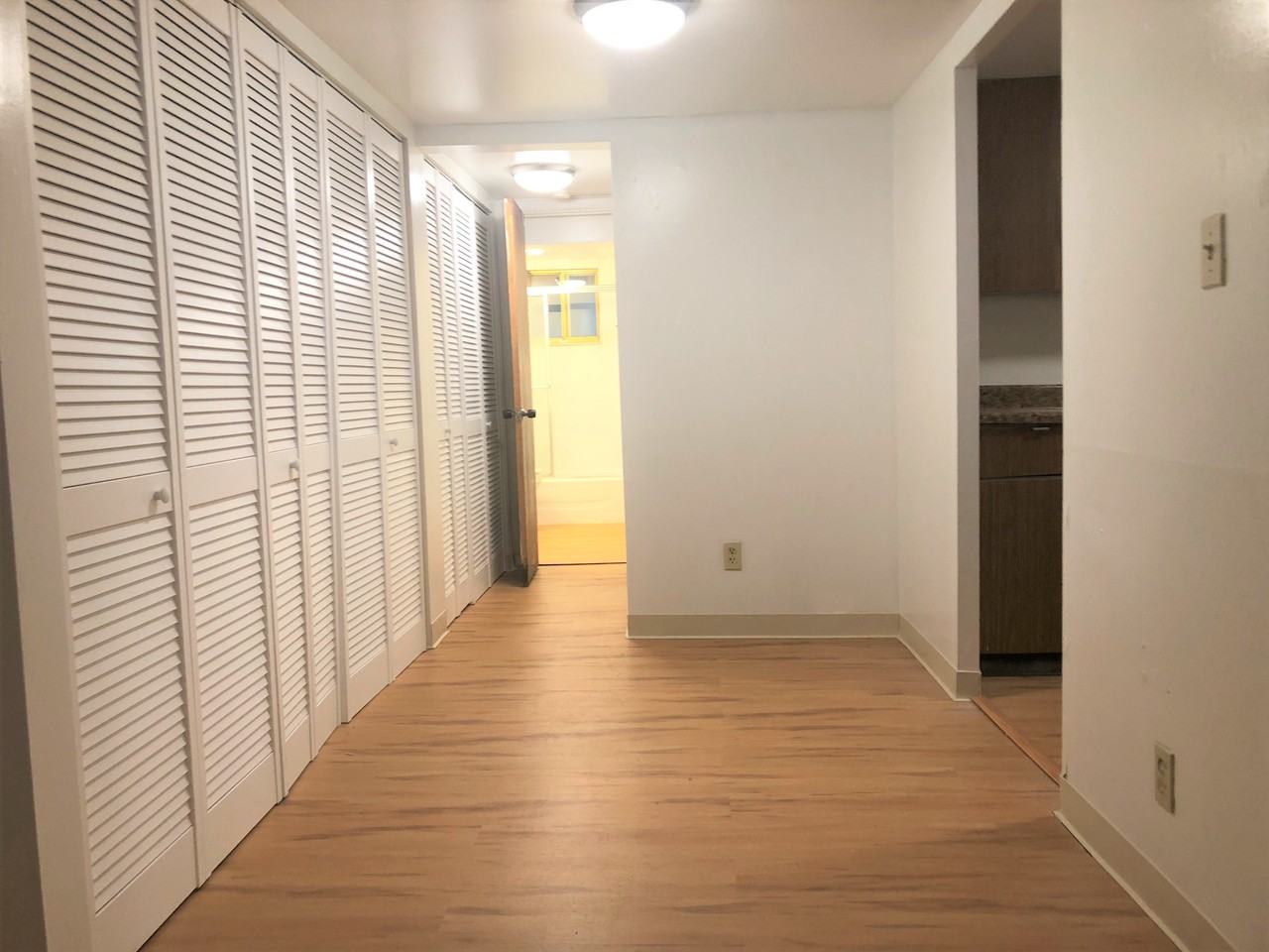 6350 Forward Ave #6 - Photo 7 of 66