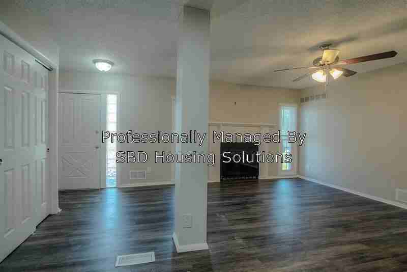 629 Ne 46th St - Photo 2 of 39