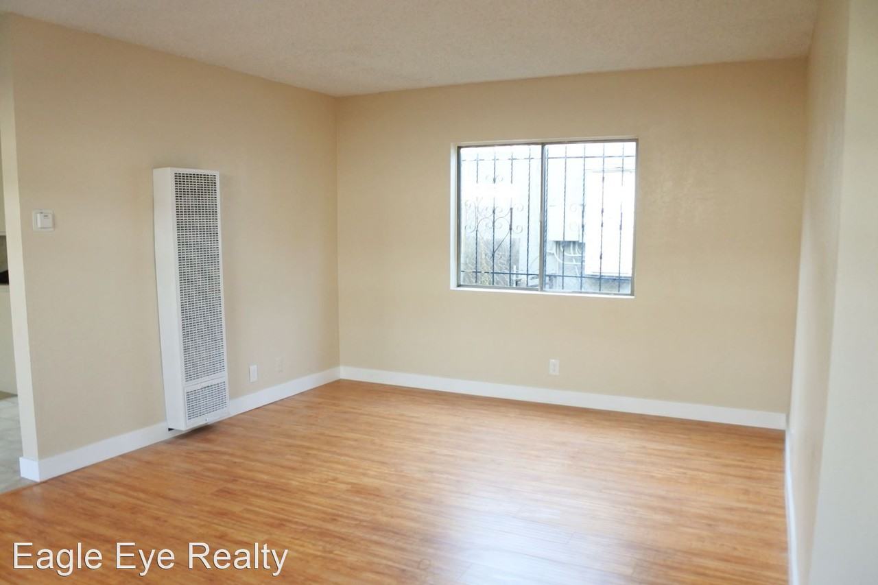 2410 East Hatchway - Photo 2 of 10