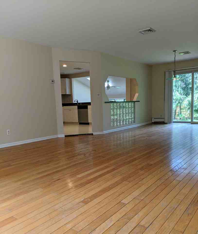 33 Roseland Ave - Photo 3 of 14