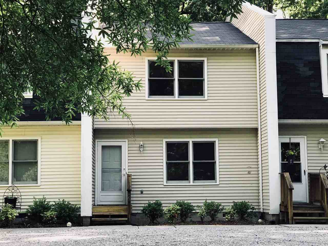 160 Albemarle Dr - Photo 2 of 13