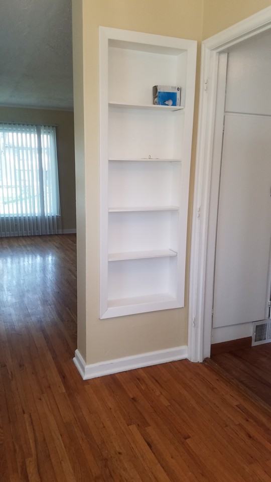 312 South 47th Street - Photo 3 of 10