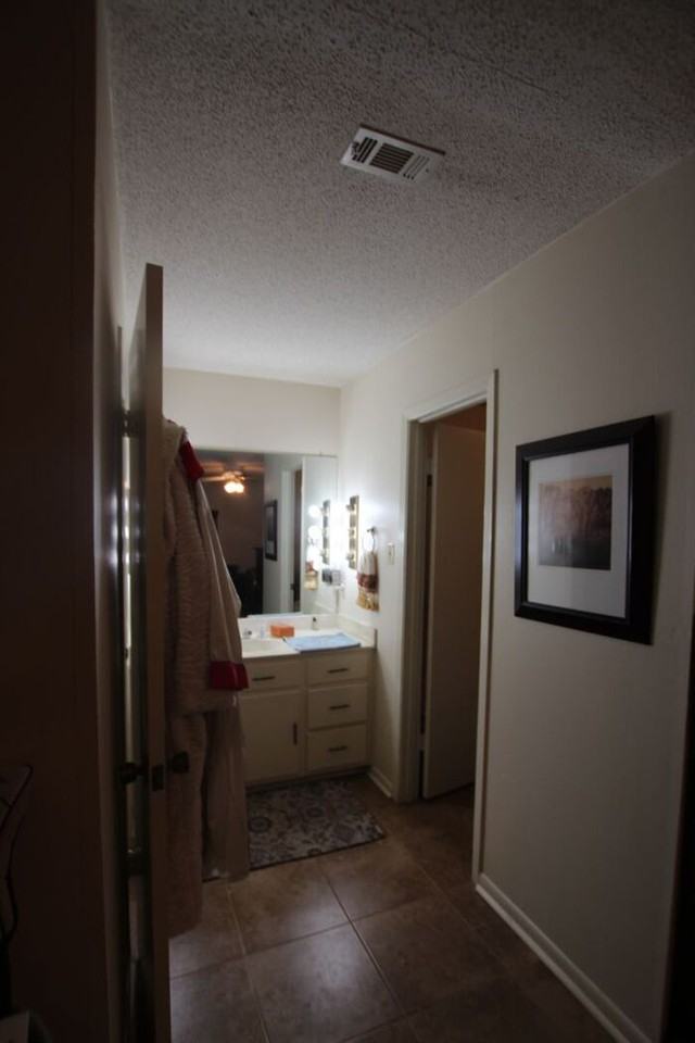 2214 Heather Lane - Photo 3 of 22