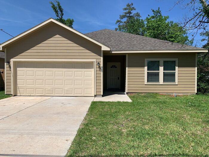 8205 Claiborne Street - Photo 3 of 11