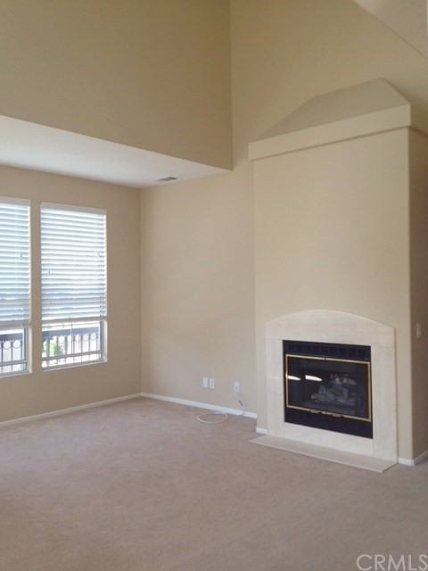 42 Anjou - Photo 3 of 18