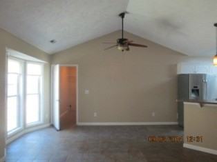 236 Senter Ln - Photo 3 of 12