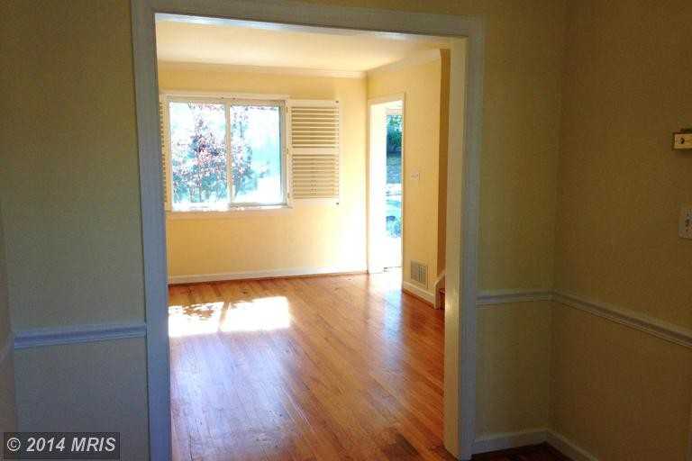 811 Jefferson St - Photo 3 of 30