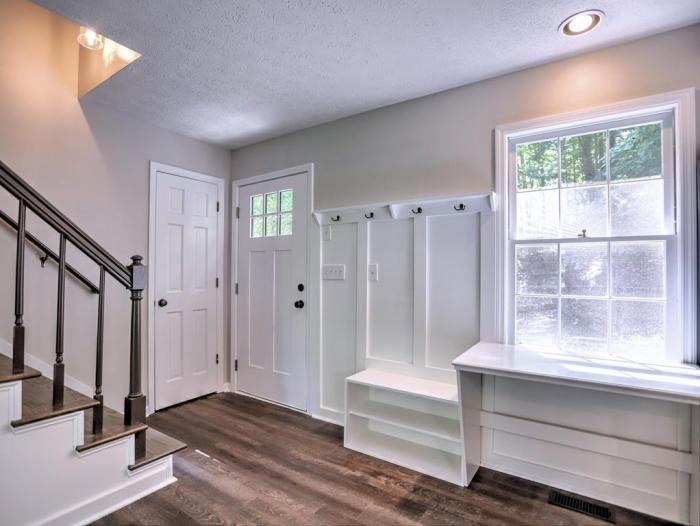 5455 Honeysuckle Trail - Photo 3 of 50