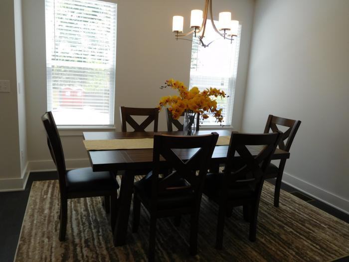 702 Tral St - Photo 3 of 37