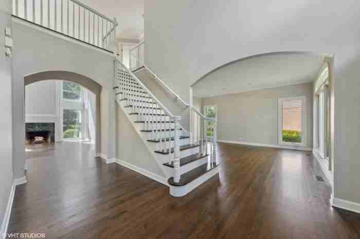 22935 N North Woodcrest Lane - Photo 3 of 33