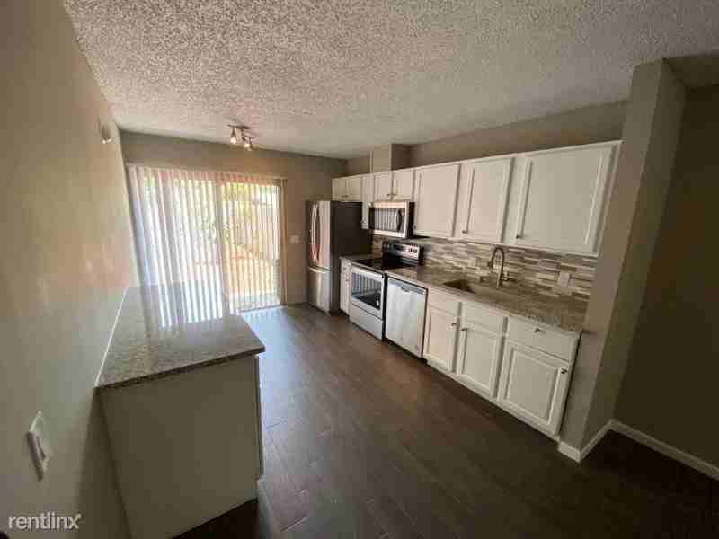 4667 Orleans Court C - Photo 3 of 18