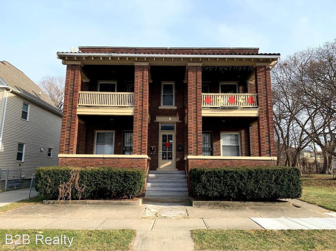 1321 West 85th Street - Photo 2 of 22