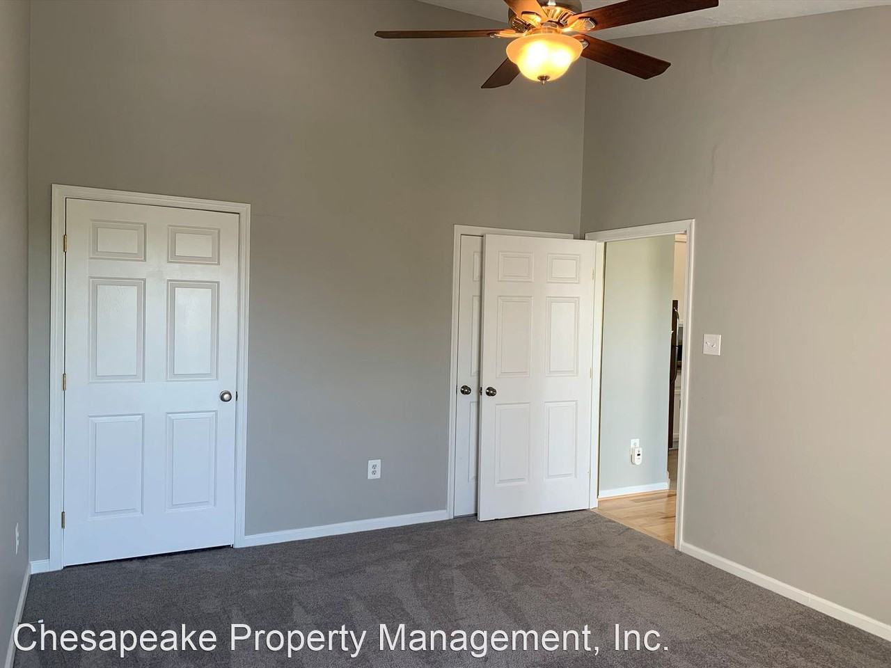 3021 Hunting Ridge Drive - Photo 3 of 38