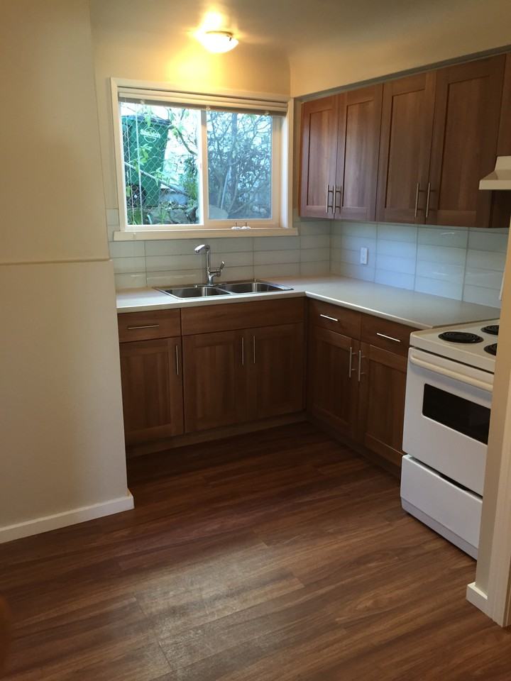 3030 Tillicum Road - Photo 2 of 4