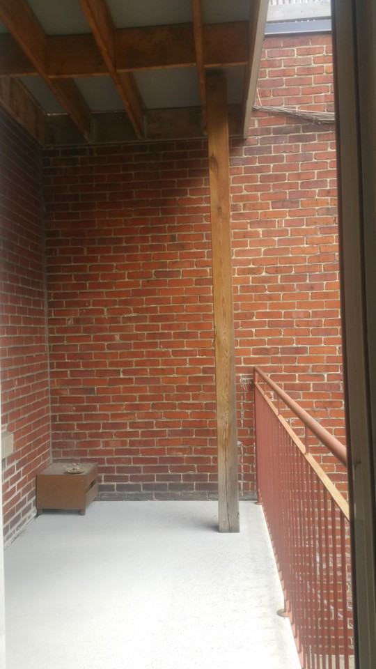 4512 Avenue Coolbrook #B - Photo 3 of 11