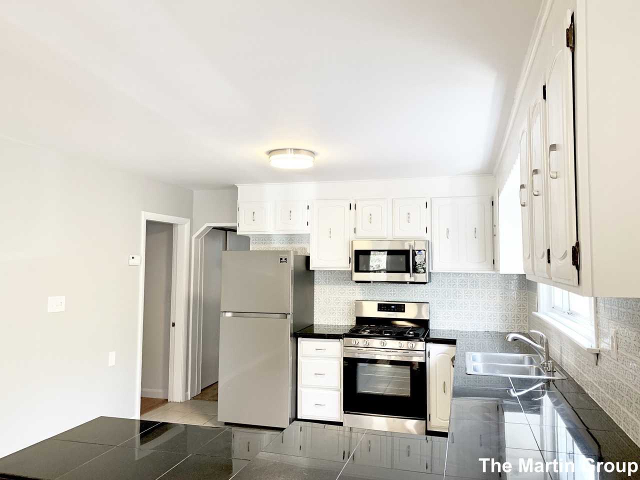 420 Norfolk St 1 - Photo 3 of 17