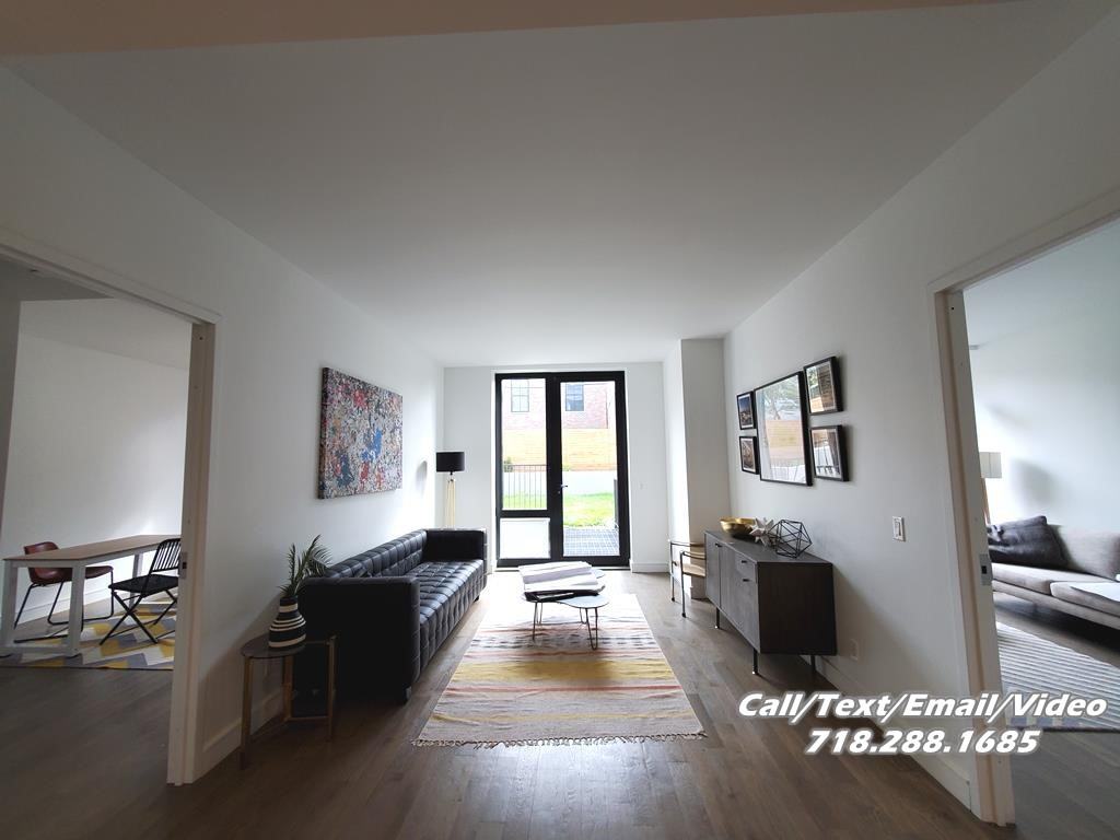 194 21st Street #1A - Photo 2 of 25