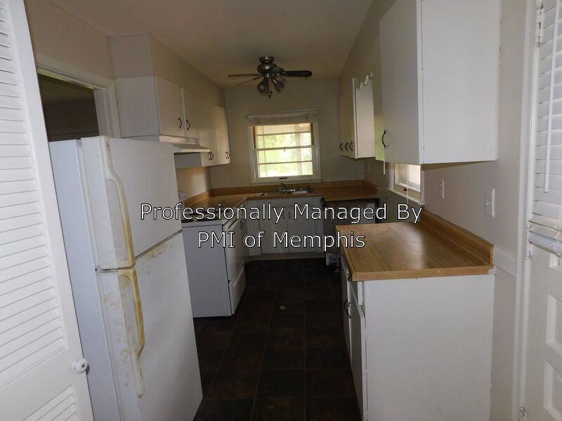 1407 Flamingo Rd - Photo 3 of 9