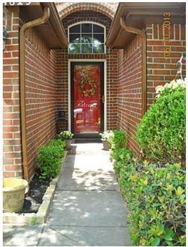 4829 Salmon Run Way - Photo 2 of 13