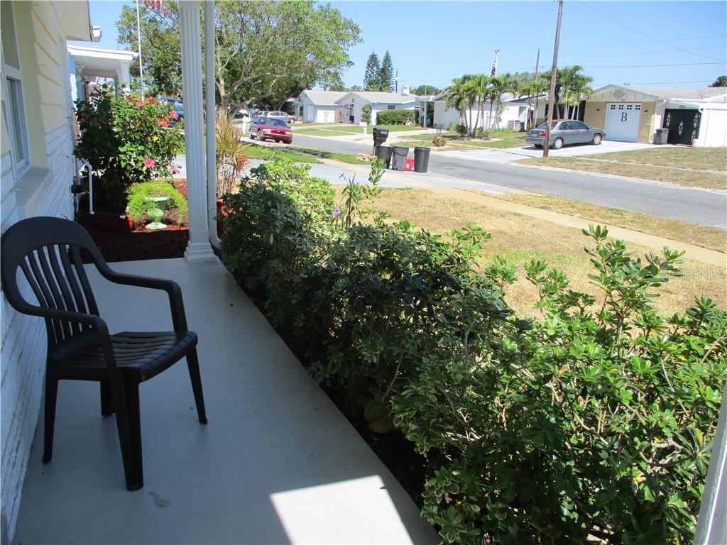 5210 Victoria Ln - Photo 2 of 15