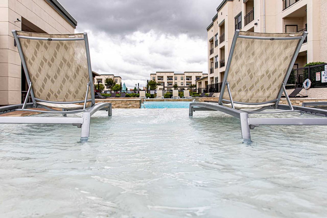 Oxford at Crossroads Centre - Photo 3 of 32