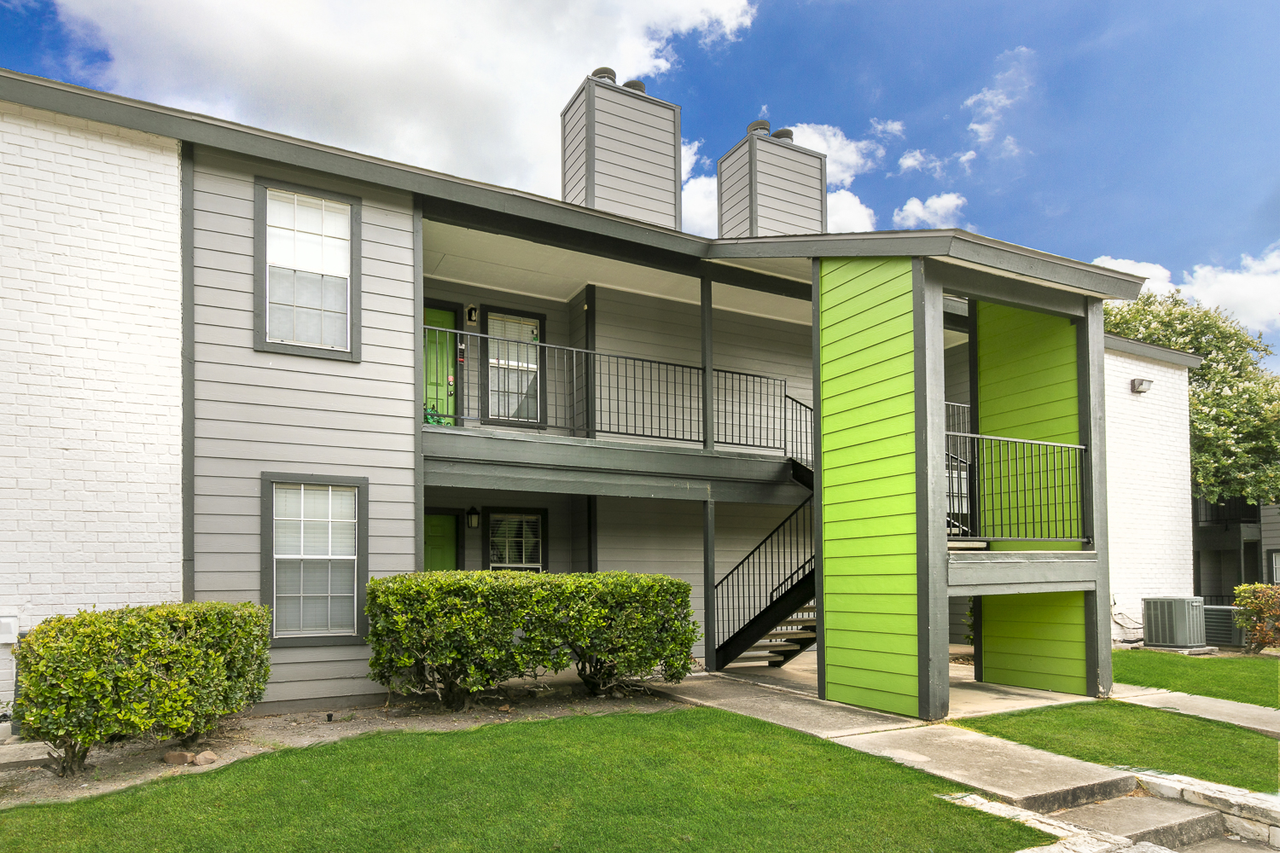 The Summit - Photo 7 of 50