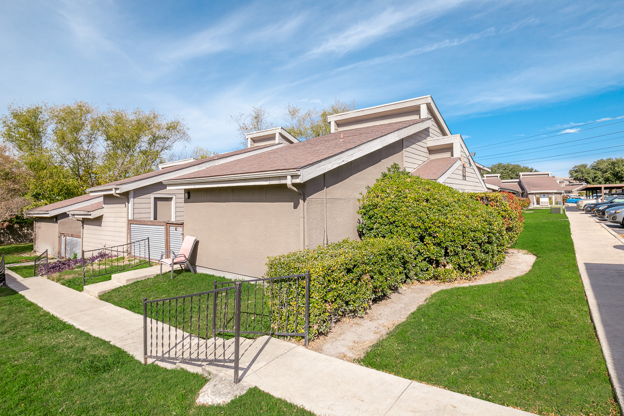 The Fredd - Photo 3 of 48