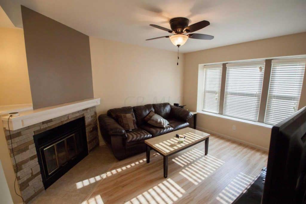 867 Pine Way Drive Unit I-1 - Photo 3 of 12