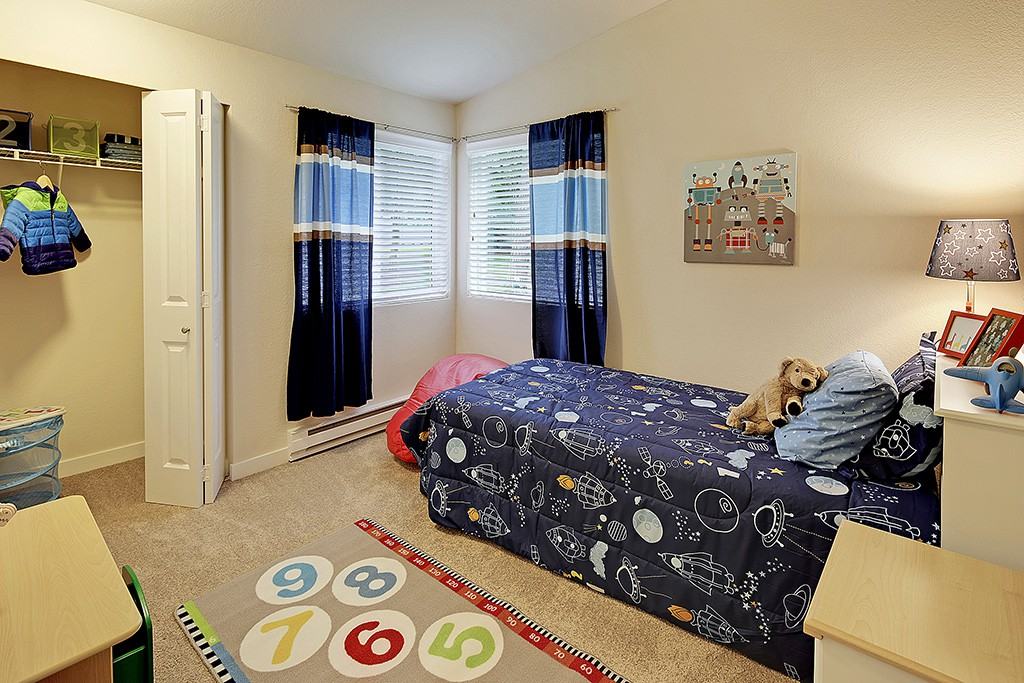 Hubbard's Crossing Apartments 12520 101st Way Ne, Kirkland, WA 98034