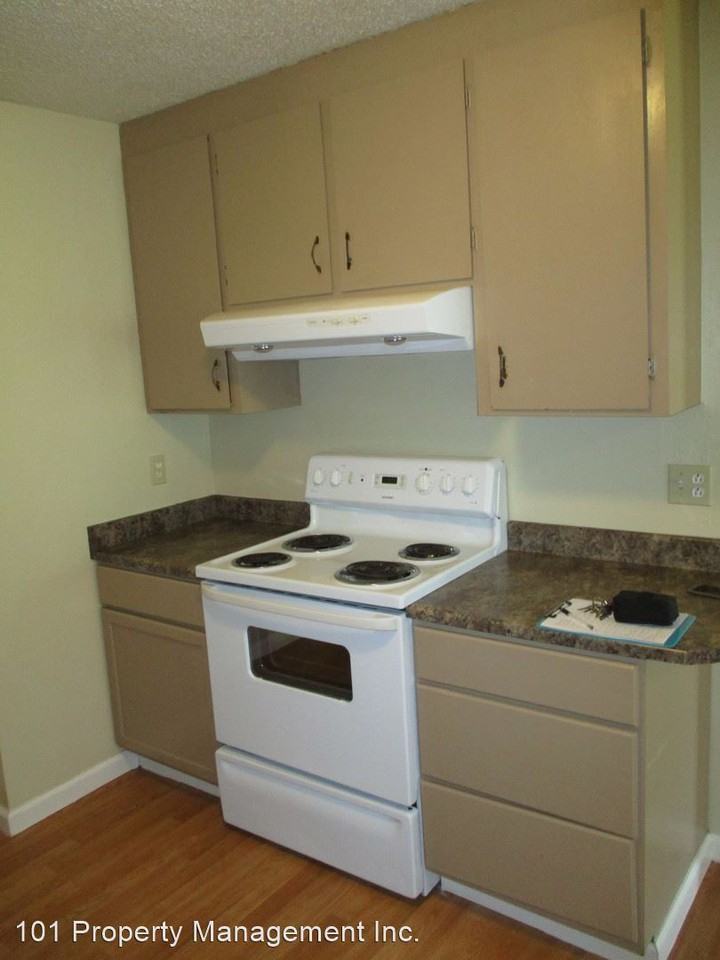 1251 - 1321 Eunice Ct - Photo 3 of 8