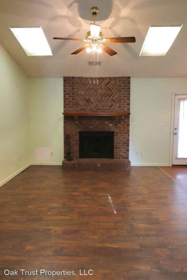 9870 Levenshall Dr. - Photo 3 of 16