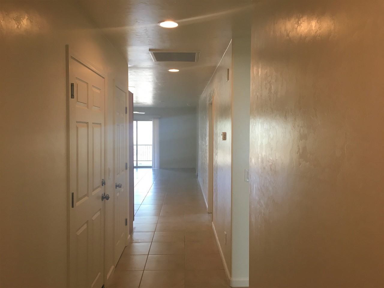 8436 E Lakeshore Dr - Photo 3 of 14