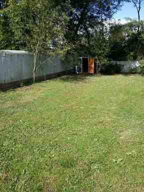 643 Market St - Photo 2 of 4