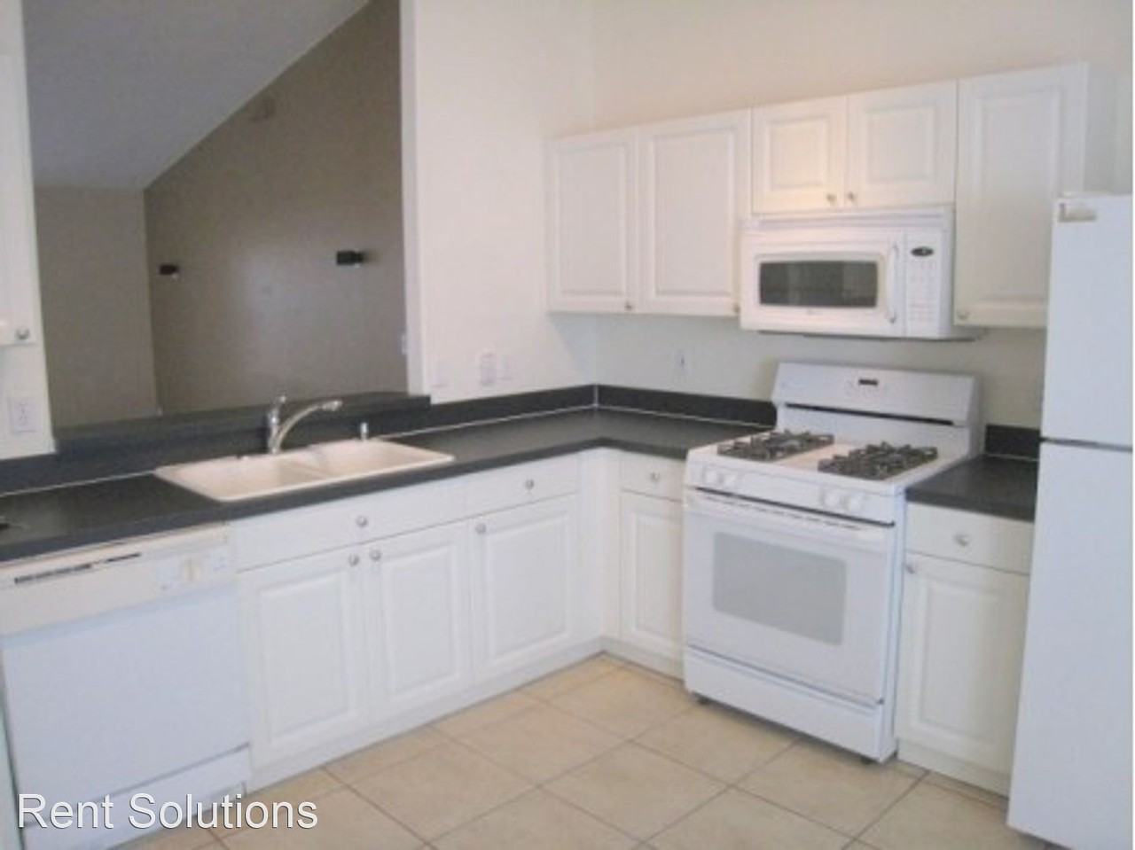 28725 Skyglade Place - Photo 2 of 10