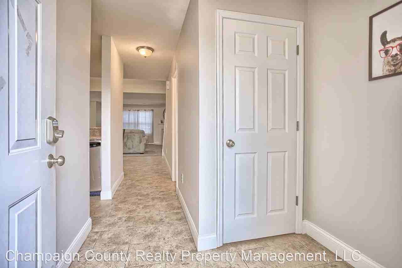 606-A Sunflower St. - Photo 3 of 37