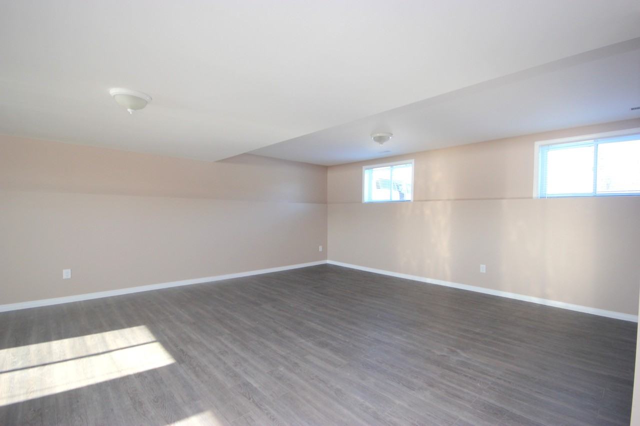 3360 Wilhaven Dr Unit B - Photo 3 of 12