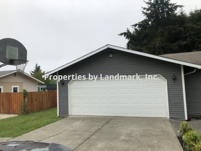 322 N Solmar Dr - Photo 2 of 33