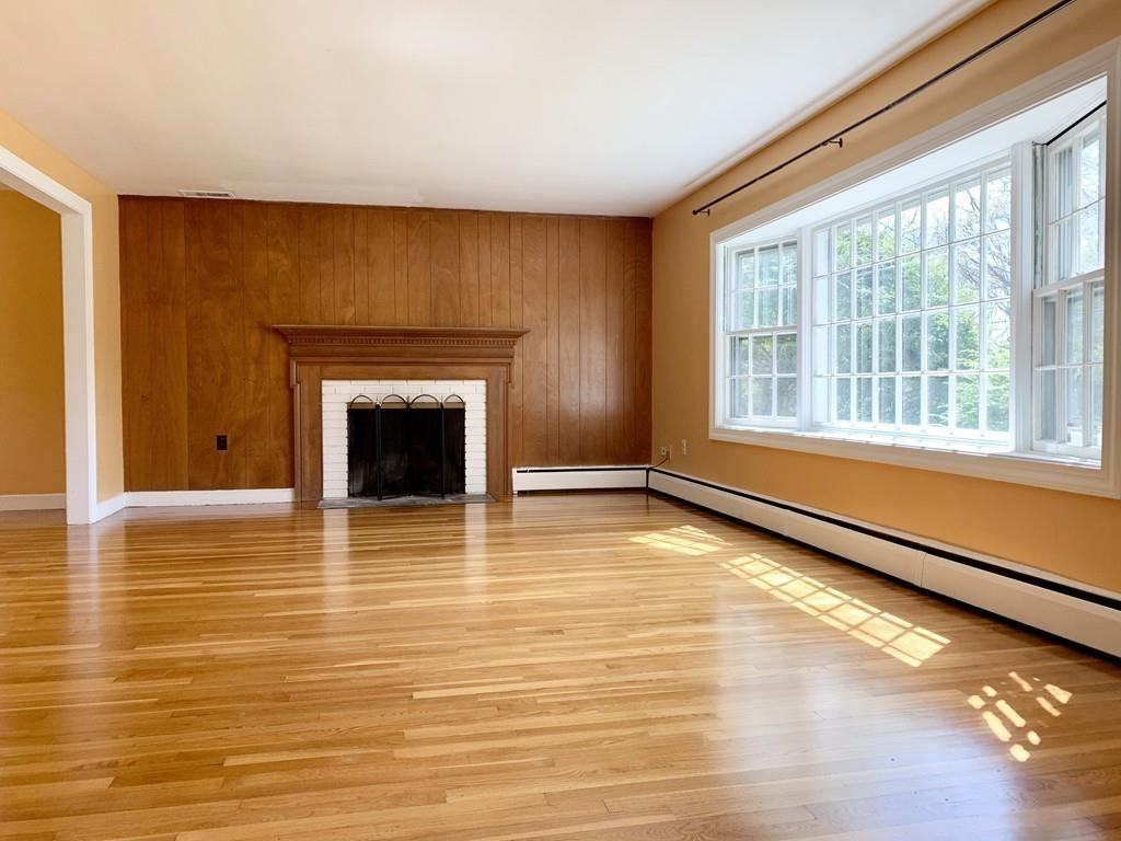 56 Thornberry Rd - Photo 2 of 25