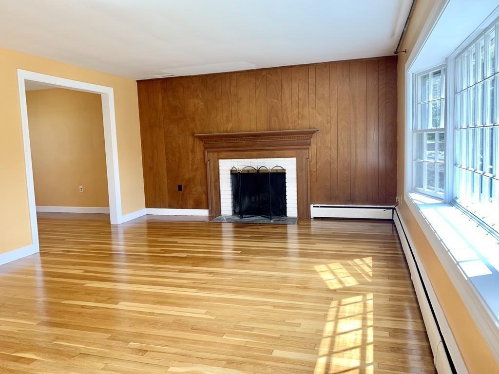 56 Thornberry Rd - Photo 3 of 25
