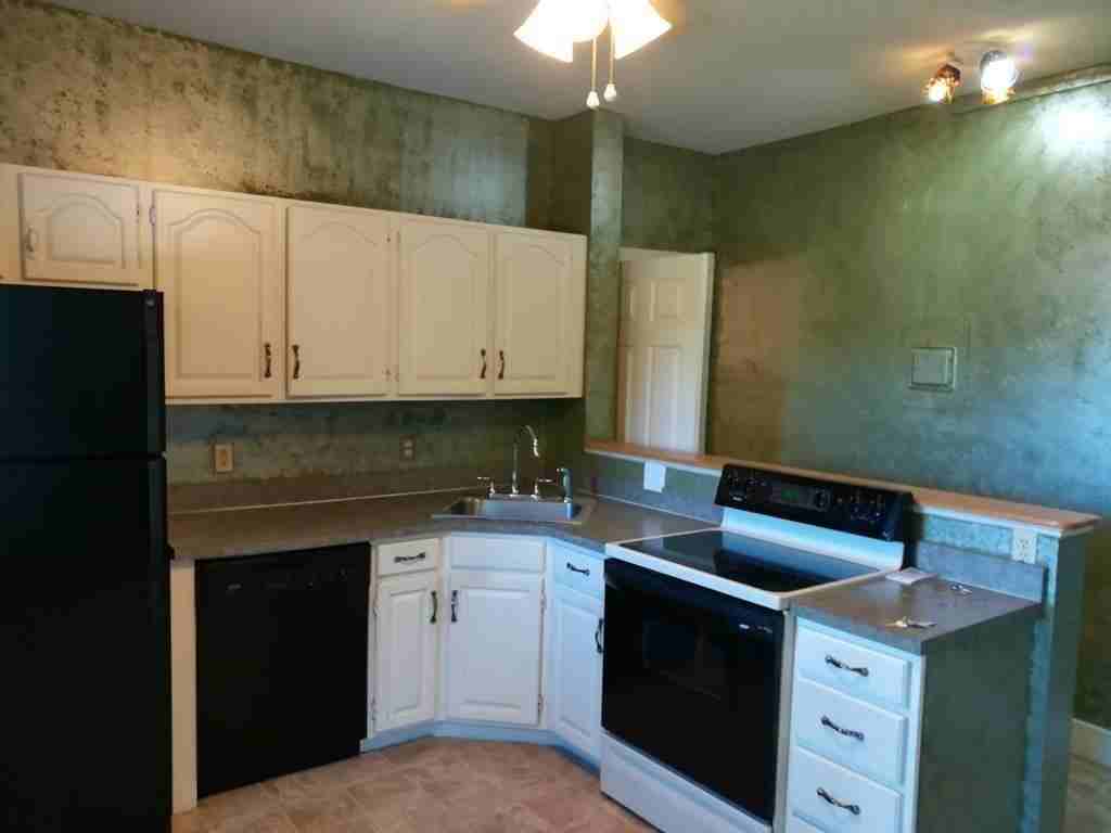 176 Lincoln St Unit 2 - Photo 2 of 10