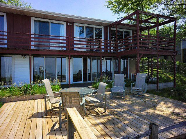 1310 Shore Drive - Photo 2 of 19