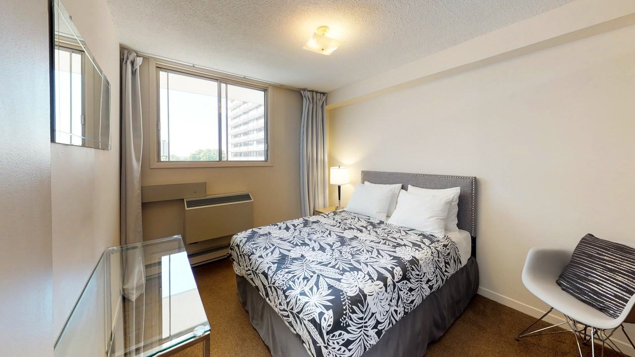 163 MacLaren Street - Photo 2 of 12