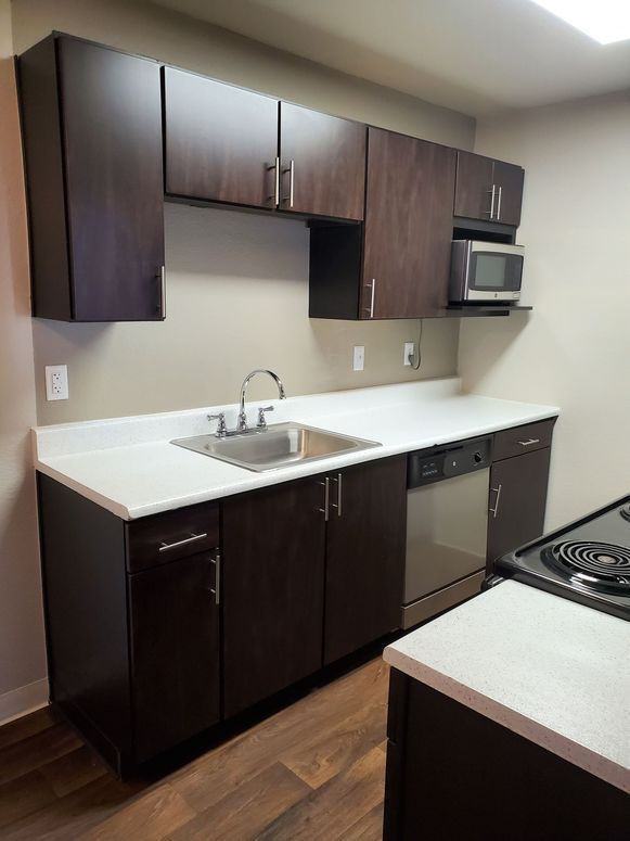 Avery Belmar - Photo 5 of 35