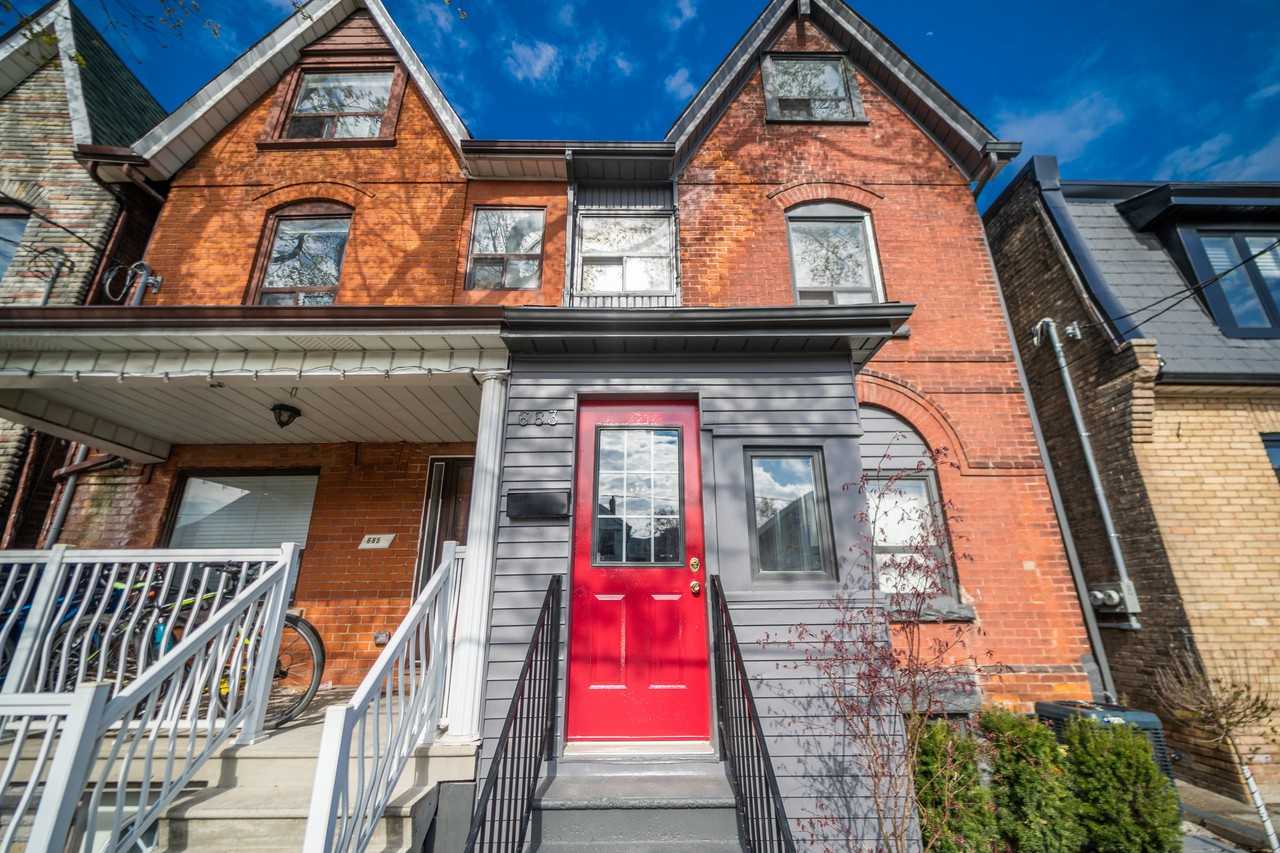 Ossington Ave & Bloor St W, Toronto, ON M6G 3T6 Studio Apartment for