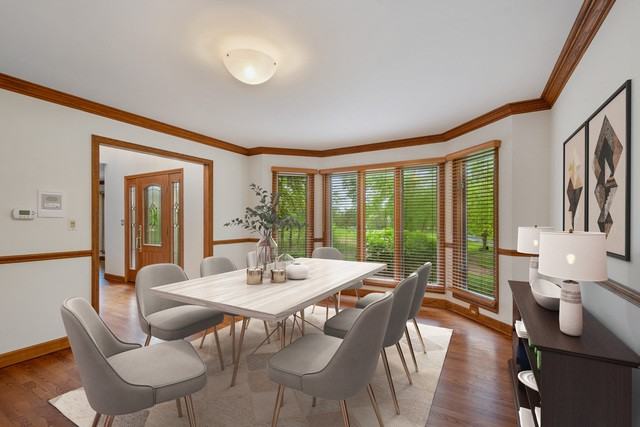 3936 Lakeview Ct - Photo 3 of 14