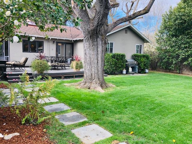 1525 Middle Ave - Photo 3 of 15